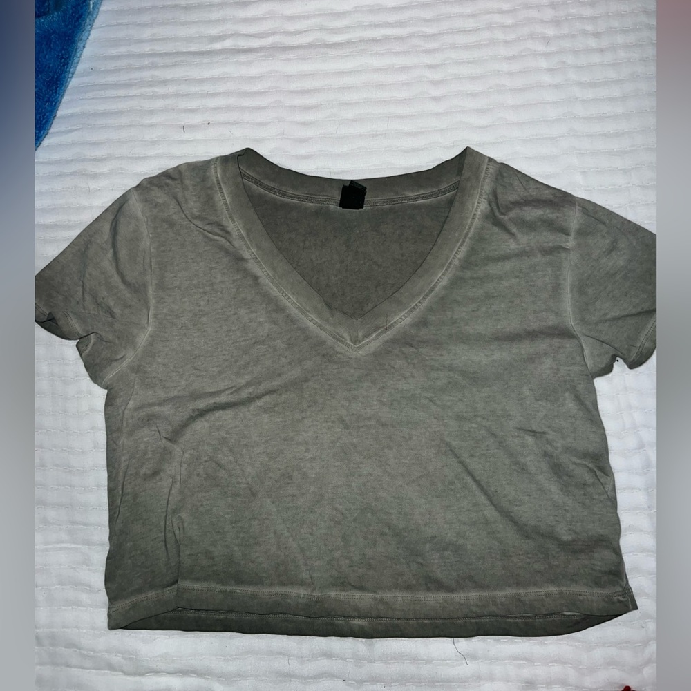 short sleeve shirt